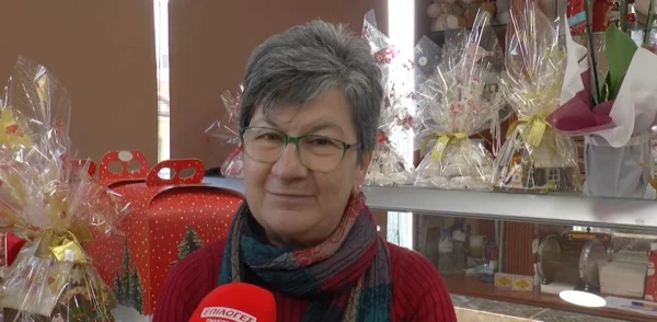 Μυρίζει Χριστούγεννα: Μελομακάρονα και κουραμπιέδες από το "Μακεδονικό" - video