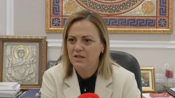 Συμβολικό κλείσιμο των δημαρχείων της χώρας σήμερα Τρίτη 16 Δεκεμβρίου - video