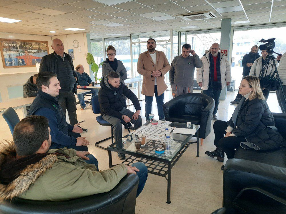 Η Δήμαρχος Σερρών στο μπλόκο των αγροτών του Προμαχώνα - video