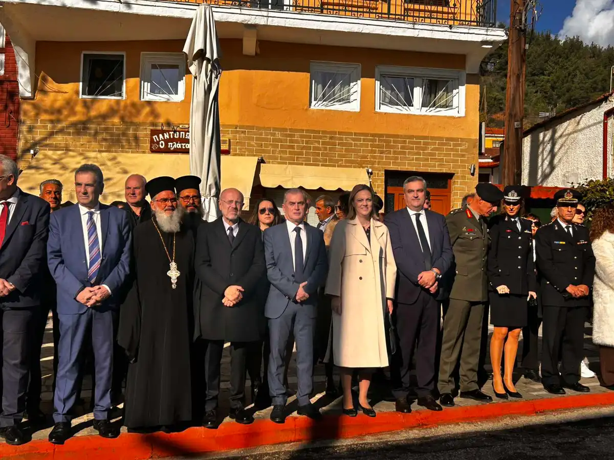 Με επισημότητα το ετήσιο μνημόσυνο για τα 204 χρόνια από τον θάνατο του ήρωα Εμμανουήλ Παπά