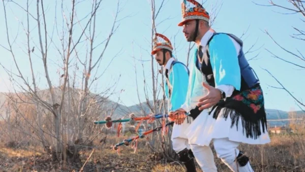 Κοζάνη και Εορδαία «ενώνουν» δυνάμεις για το κορυφαίο έθιμο των Μωμόγερων