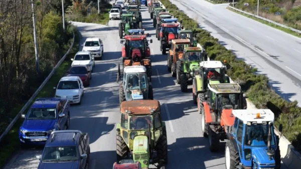 Αγροτικές κινητοποιήσεις: Κλειστή η Ε.Ο. Αθηνών-Θεσσαλονίκης στη Νίκαια - Αποκλεισμένος ο αυτοκινητόδρομος Ε65