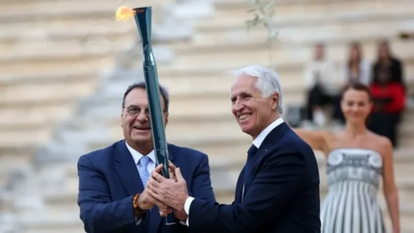 Η Ολυμπιακή Φλόγα ταξιδεύει προς την Ιταλία