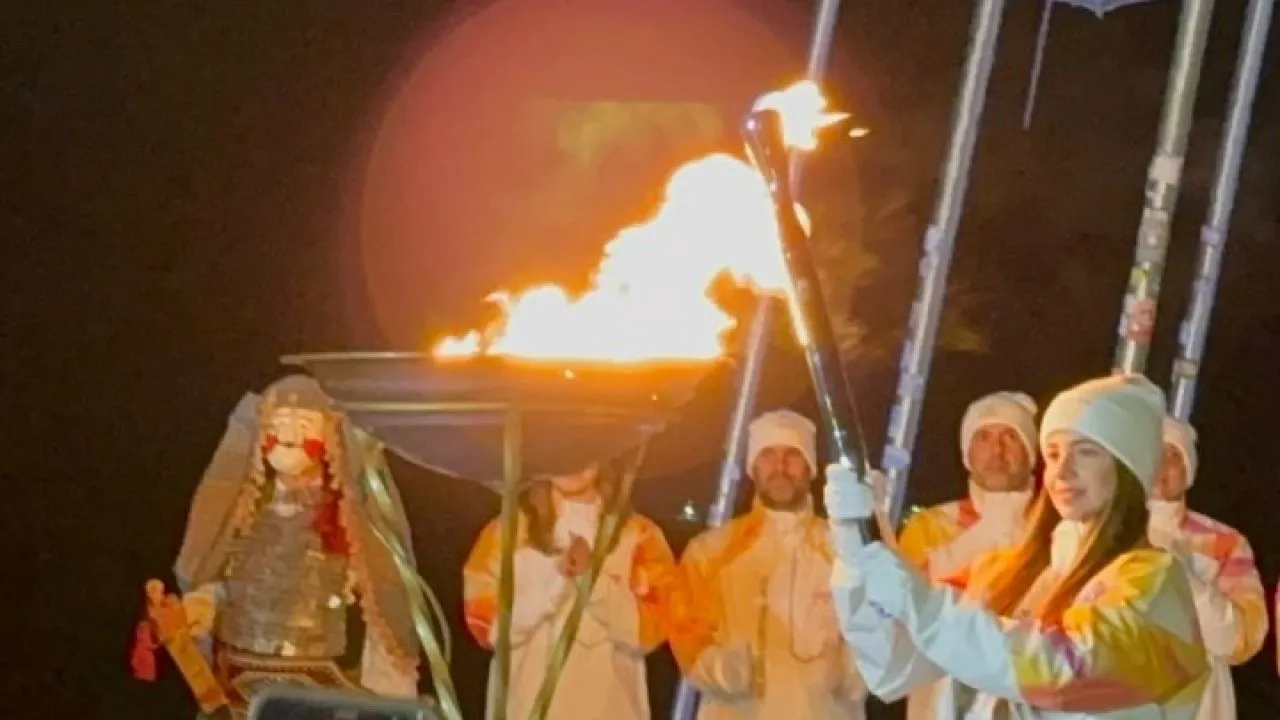 Η Θεσσαλονίκη υποδέχτηκε την Ολυμπιακή Φλόγα των Χειμερινών Ολυμπιακών Αγώνων