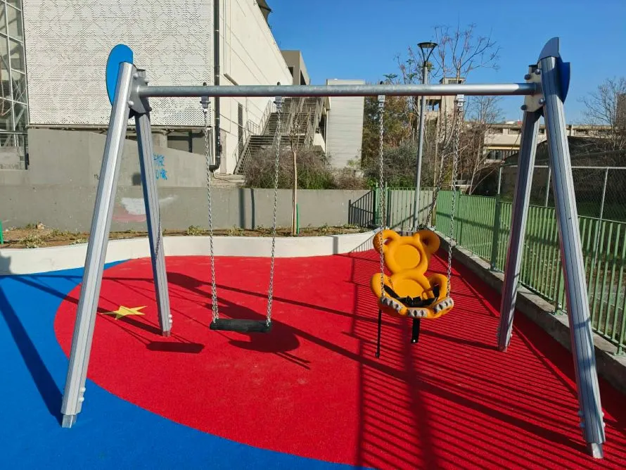 «Οι γειτονιές αποκτούν ζωή» δήλωσε ο δήμαρχος Θεσσαλονίκης παραδίδοντας νέα παιδική χαρά