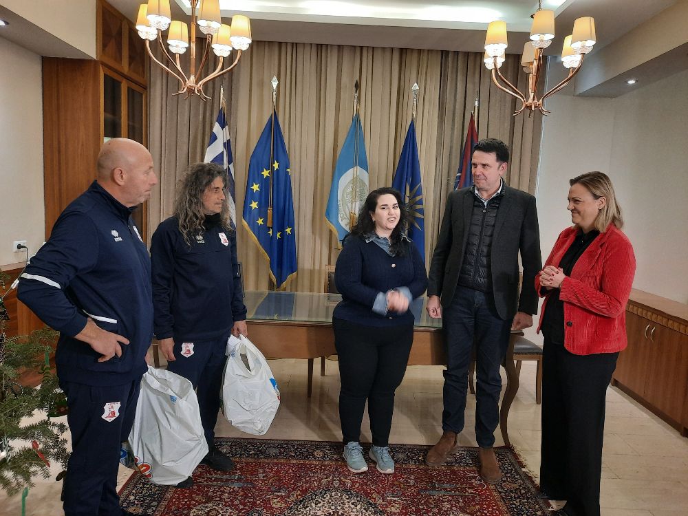 Δώρα αγάπης από την ΠΑΕ Πανσερραϊκός στον Δήμο Σερρών για τα παιδιά που έχουν ανάγκη