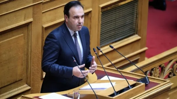 Δ. Παπαστεργίου: To AI Factory Pharos σηματοδοτεί την επόμενη μέρα της Ελλάδας στην εποχή της ΤΝ - Υπερψηφίστηκε η συνεποπτεία της ΗΔΥΚΑ με το υπουργείο Υγείας