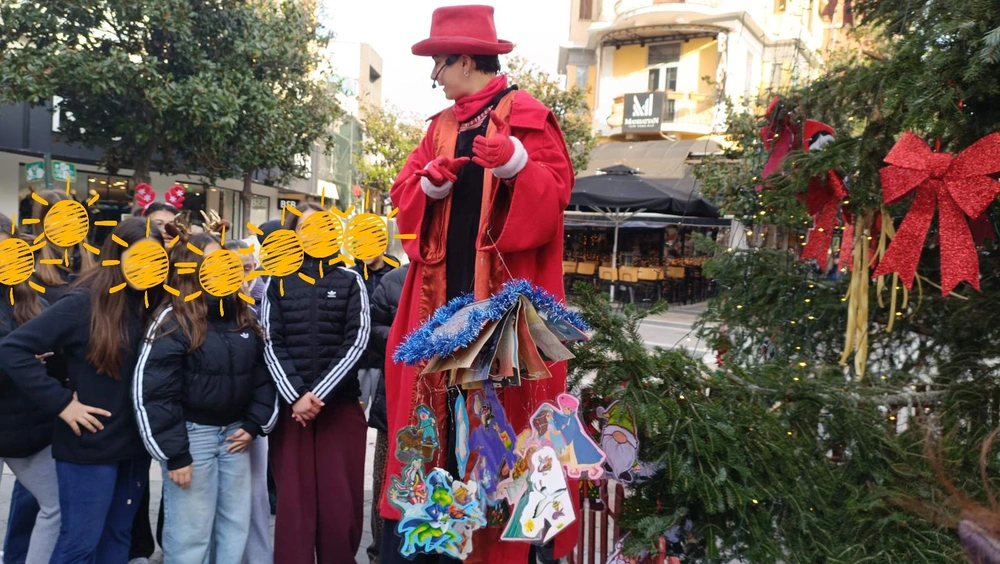 Σε γιορτινό κλίμα η πόλη των Σερρών – Συνεχίζονται οι χριστουγεννιάτικες δράσεις της «Πολιτείας των Ευχών»