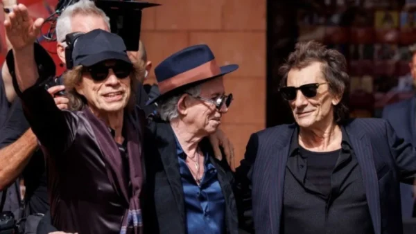 Οι Rolling Stones ακυρώνουν τα σχέδια για περιοδεία στο Ηνωμένο Βασίλειο και την Ευρώπη