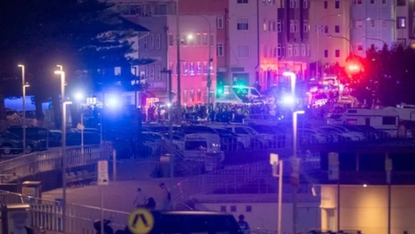 Ένοπλη επίθεση σε παραλία στο Σίδνεϊ - 12 νεκροί