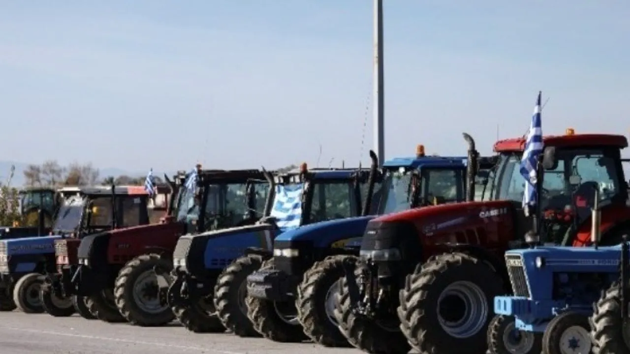 Πάτρα: Κινητοποιήσεις αγροτών και κτηνοτρόφων – Μπλόκο στον κόμβο του Πύργου