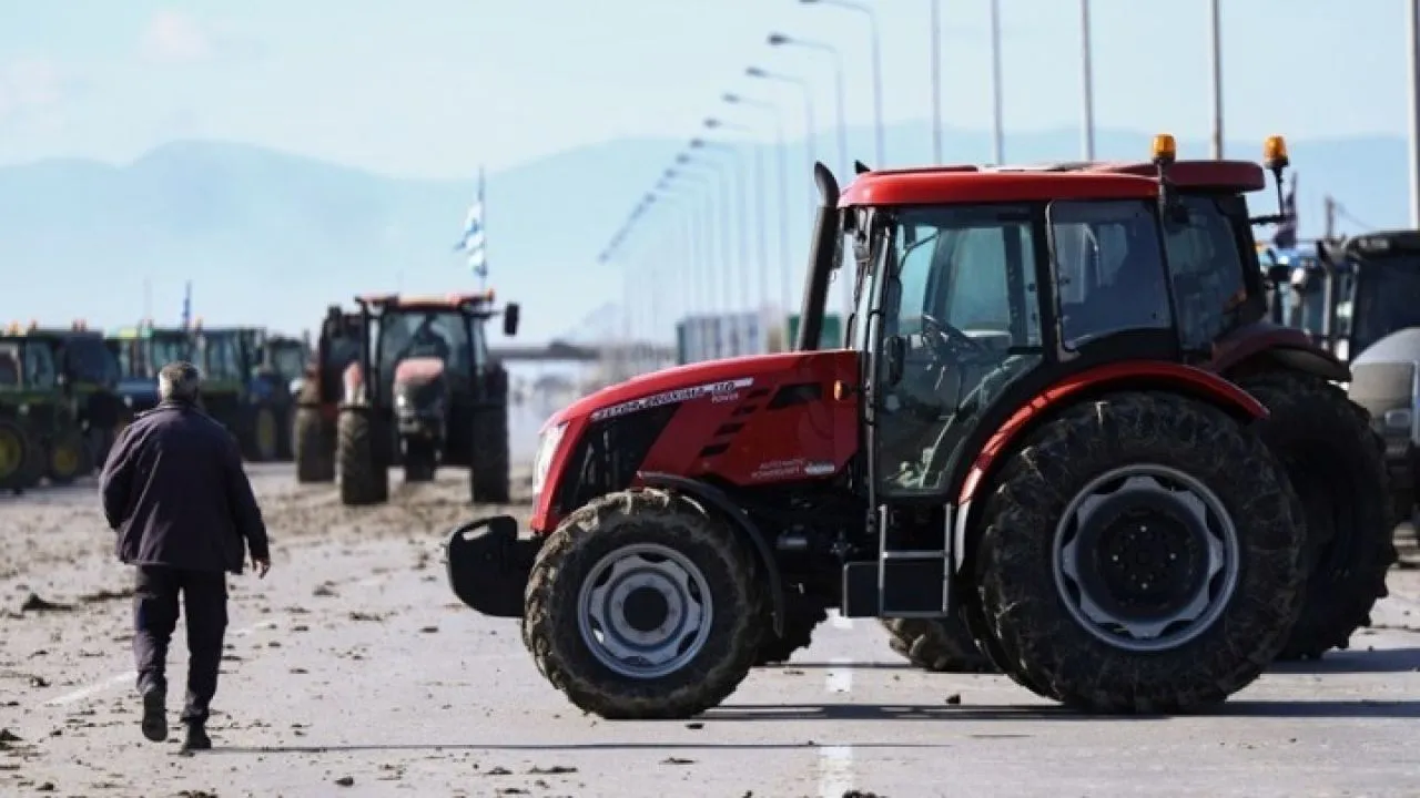 Νέος αποκλεισμός του τελωνείου των Ευζώνων από αγρότες