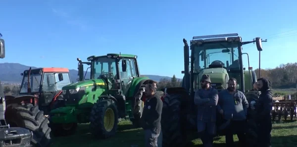 Σέρρες: Έβαλαν μπροστά τα τρακτέρ οι αγρότες - video