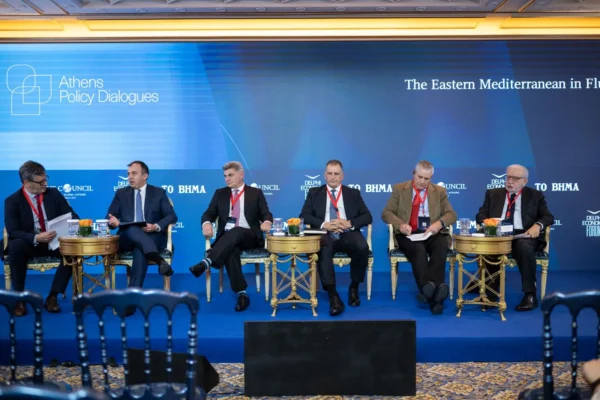 Χατζηβασιλείου στο Συνέδριο του ΒΗΜΑτος: Η Ελλάδα είναι αξιόπιστος εταίρος, όχι δεδομένος – Στρατηγική η σχέση με τις ΗΠΑ