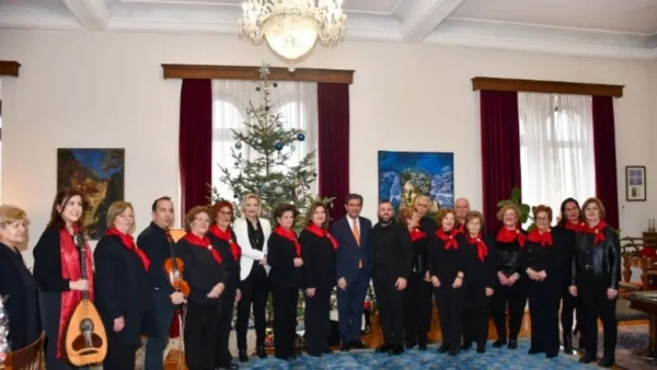 Χριστουγεννιάτικα κάλαντα στο ΥΜΑΘ