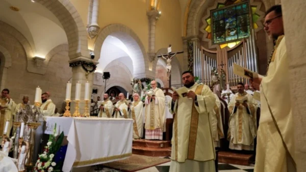 Πώς γιορτάζουν τα Χριστούγεννα στον κόσμο