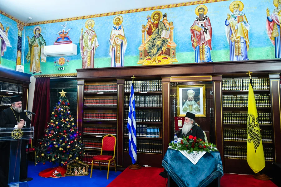 Υποδοχή ιερού λειψάνου της Αγίας Αικατερίνης στον Άγιο Σπυρίδωνα Σερρών - Σερρών Θεολόγος: «Χριστούγεννα σημαίνουν Χριστός, Ναός, Ποτήριο της Ζωής»