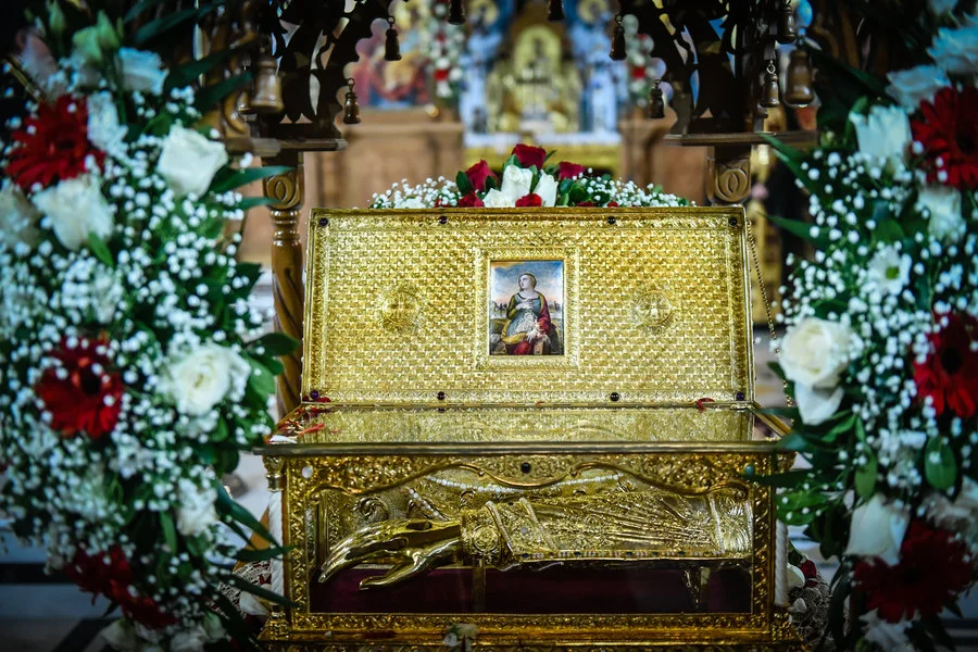 Υποδοχή ιερού λειψάνου της Αγίας Αικατερίνης στον Άγιο Σπυρίδωνα Σερρών - Σερρών Θεολόγος: «Χριστούγεννα σημαίνουν Χριστός, Ναός, Ποτήριο της Ζωής»