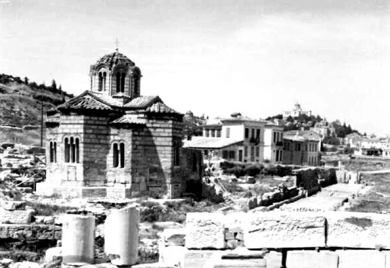 Θησείο - H γοητευτική γειτονιά με τη μακρά ιστορία, τους θρύλους και τα σπαρταριστά ευτράπελα