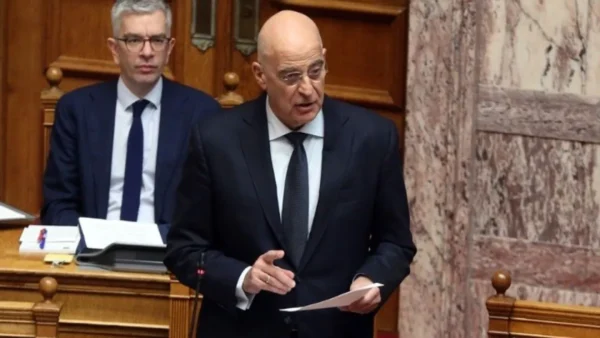 Βουλή-ν/σ για ΕΔ: Νομοτεχνικές μεταβολές ανακοίνωσε ο Ν. Δένδιας