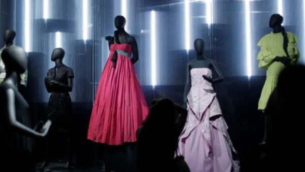 Τη δύναμη της Λατινο-Αμερικανικής μόδας αναδεικνύει έκθεση στην Πόλη του Μεξικού