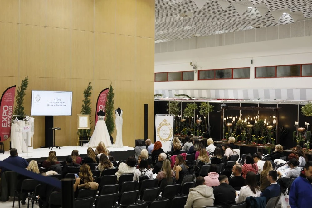 Σεμινάρια για νύφες και γαμπρούς, «ρύζι γάμου» και ένα από τα πρώτα νυφικά αυτοκίνητα στην 26η EXPOWEDDING