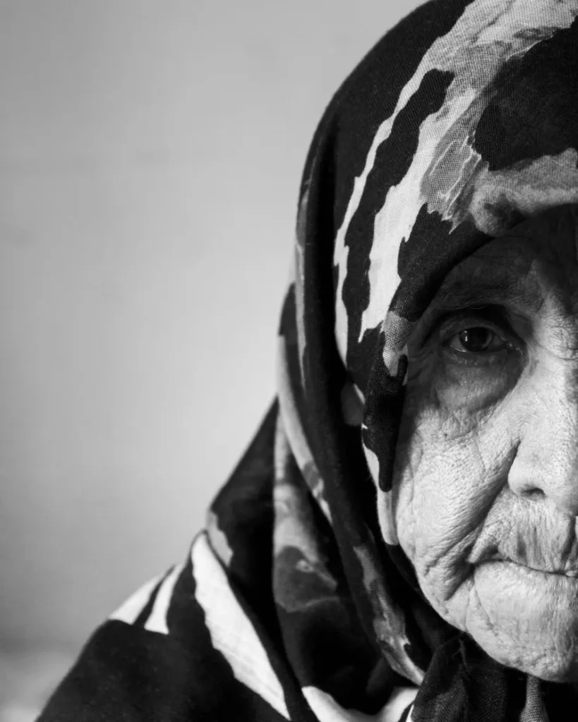 Η φωτογραφική ματιά της Αϊσέλ Χότσικα στην Ξάνθη και τους ανθρώπους της