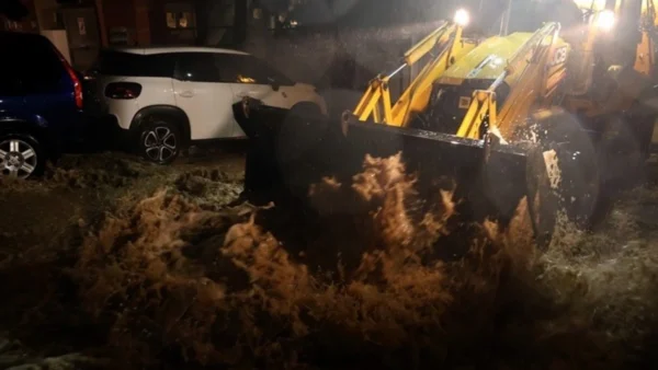 Δύο νεκροί, ζημιές και προβλήματα, ιδιαίτερα στην Αττική, από την κακοκαιρία - Πώς θα εξελιχθούν τα φαινόμενα - Ποιοι δρόμοι παραμένουν κλειστοί