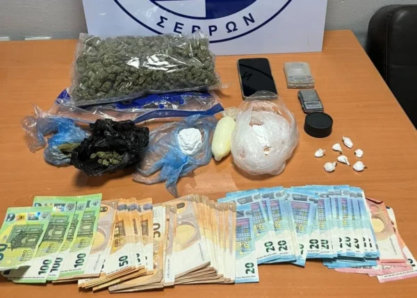 Συνελήφθη ένα άτομο στις Σέρρες στο σπίτι του οποίου εντοπίστηκαν ποσότητες κοκαΐνης και κάνναβης