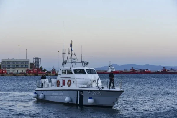 Σάμος: Σορός άνδρα εντοπίστηκε από ψαρά σε παραλία στα βόρεια του νησιού