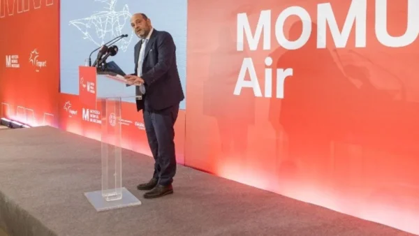 Η τέχνη συναντά το ταξίδι - Εγκαινιάστηκε το MOMUS Air στο αεροδρόμιο «Μακεδονία»