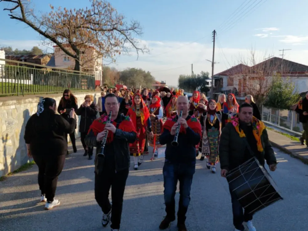 Νέα Πέτρα Σερρών: Αναβιώνει την Πέμπτη το Έθιμο της Μπάμπως