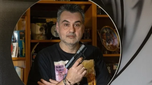Ο Τζέιμς Μποντ «ζει» στο Ρετζίκι - Η εντυπωσιακή συλλογή ενός φανατικού συλλέκτη του 007