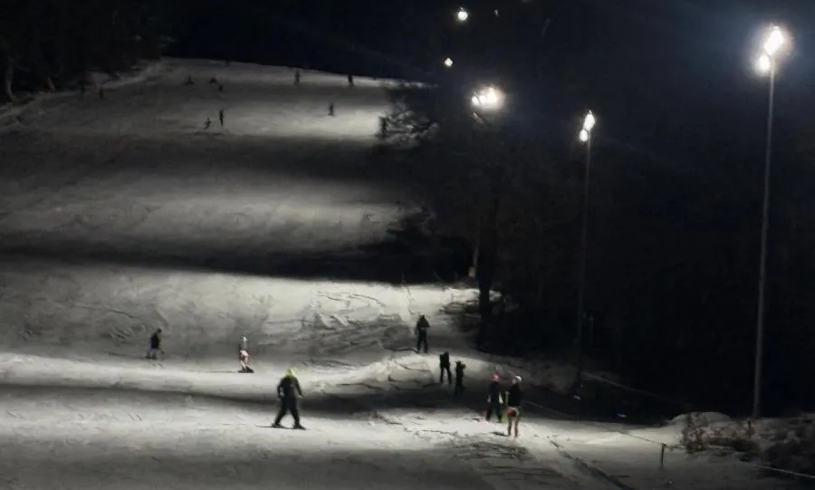Σέρρες: Απογευματινό – βραδινό σκι στο χιονοδρομικό κέντρο του Λαϊλιά - φωτογραφίες
