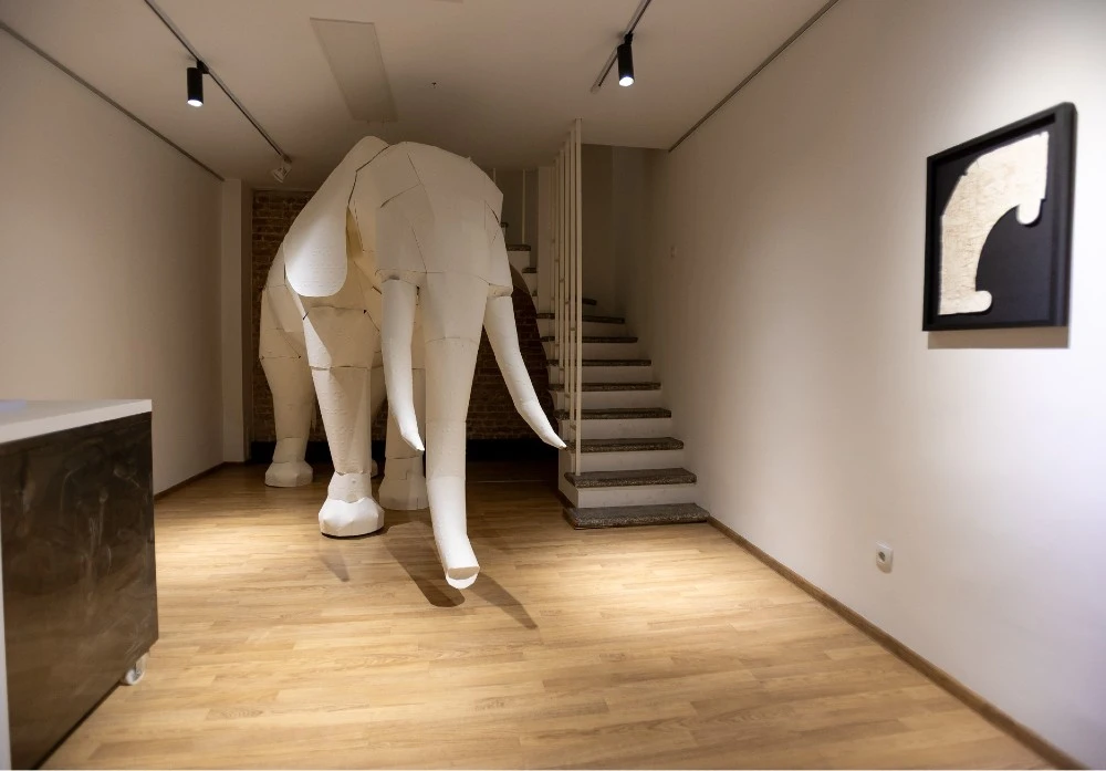 Δράμα: Ένας «Ελέφαντας στο Δωμάτιο» ως «πράξη ανυπακοής» στην GALLERY13