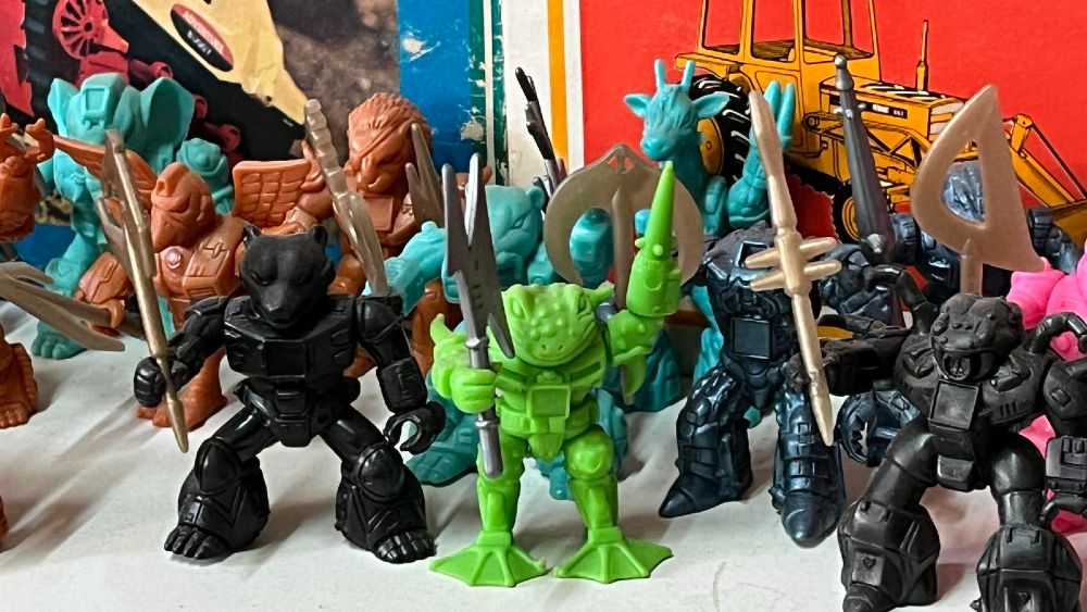 Θεσσαλονίκη: Αποστολή… νοσταλγία - Ο «συλλεκτικός» Τζέιμς Μποντ συναντά τα παιχνίδια μιας άλλης εποχής στη «Vintage Toys»