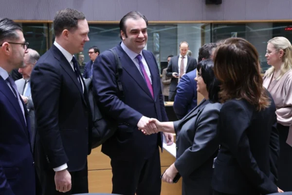 Σειρά σημαντικών επαφών του Κυριάκου Πιερρακάκη στις Βρυξέλλες