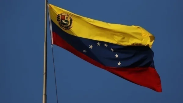 Βενεζουέλα: Ο υπουργός Άμυνας καλεί τους πολίτες να επανέλθουν τις συνήθεις δραστηριότητές τους