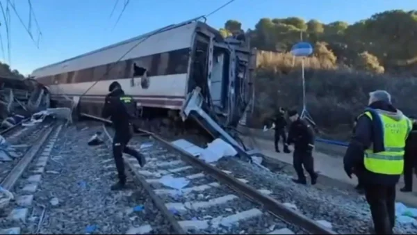 Ισπανία: Στους 40 οι νεκροί από τη σύγκρουση δύο τρένων στην Ανδαλουσία (βίντεο)