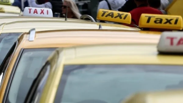 Χειρόφρενο και αύριο τα ταξί της Αττικής