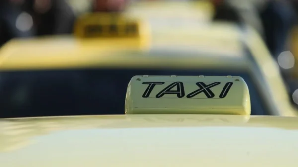 Χωρίς ταξί η Αττική για 48 ώρες, τα αιτήματα του ΣΑΤΑ