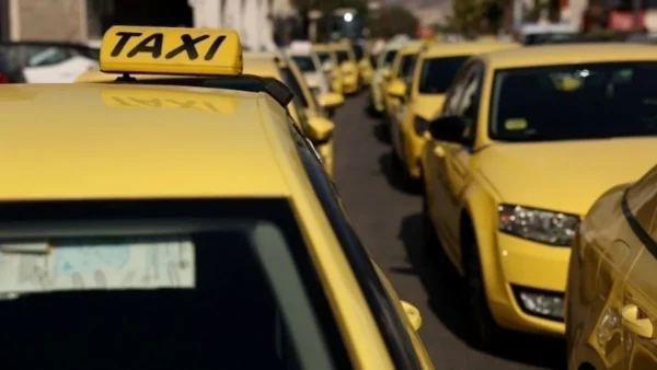 ΣΑΤΑ: 48ωρη απεργία για τις 13 και 14 Ιανουαρίου αποφάσισαν τα ταξί στην Αττική