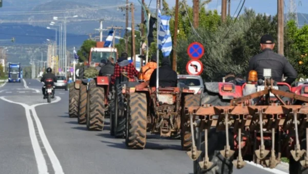 Αγροτικές κινητοποιήσεις: Σταδιακή άρση των αποκλεισμών από τους αγρότες ενόψει της συνάντησης με τον πρωθυπουργό