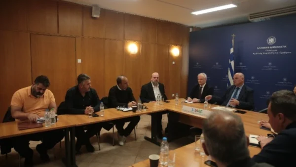 Συνάντηση Τσιάρα με εκπροσώπους των μπλόκων – "Είναι η στιγμή ο καθένας να αναλάβει την ευθύνη που του αναλογεί"