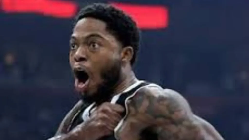 Μία ανάσα από τον Ολυμπιακό ο Ταϊρίκ Τζόοουνς