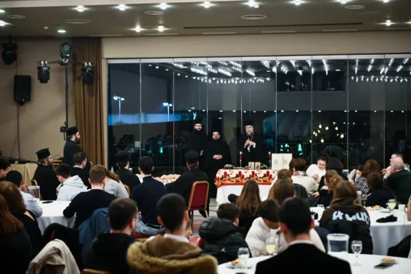 Σερρών Θεολόγος προς τους νέους: «Χωρίς την πίστη στον Χριστό ο άνθρωπος φτωχαίνει, θαμπώνει, διολισθαίνει»