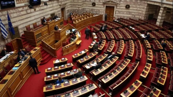 Βουλή: Στην Ολομέλεια το ερανιστικό νομοσχέδιο του υπουργείου Εσωτερικών