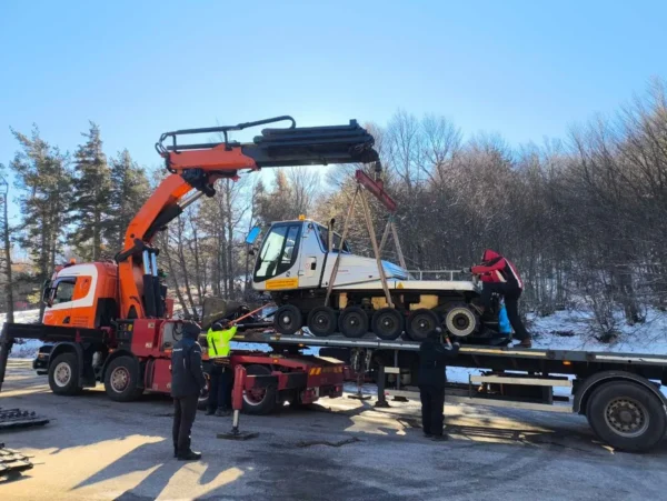 Νέο υπερσύγχρονο χιονοστρωτήρα απέκτησε το χιονοδρομικό κέντρο Λαϊλιά Σερρών με τη στήριξη της Αντιπεριφέρειας - video