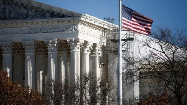 ΗΠΑ: Το Ανώτατο Δικαστήριο κρίνει παράνομο ένα μεγάλο μέρος δασμών του Τραμπ