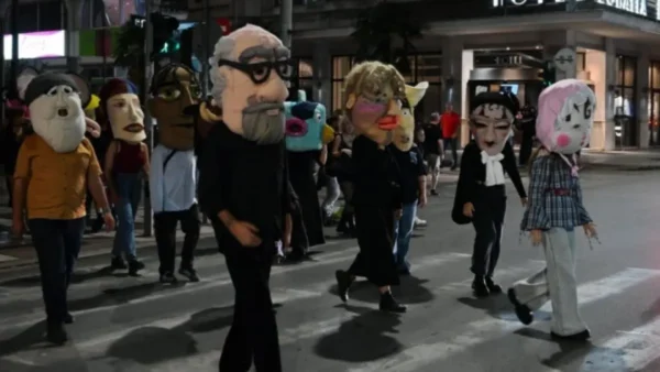 «Απρόσμενοι Επισκέπτες»: Φοιτητές του ΑΠΘ εκθέτουν τα έργα τους στο Electra Palace